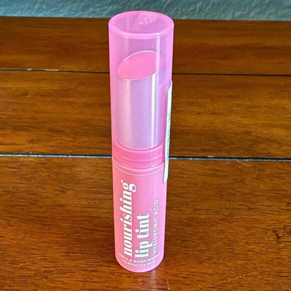 NEW PERFECTLY PINK Nourishing Lip Tint  Bath and Body Works - Picture 1 of 3